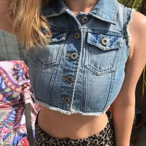Cropped Jean Vest